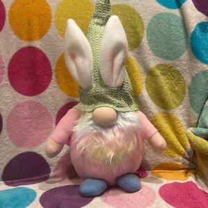 NWT 16 in EASTER GNOME